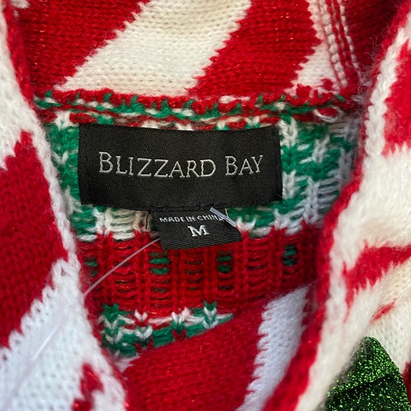Blizzard Bay Ugly Christmas Sweater Medium - Picture 4 of 5